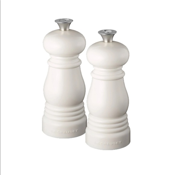 Le Creuset Other - Le Creuset Salt & Pepper Mills